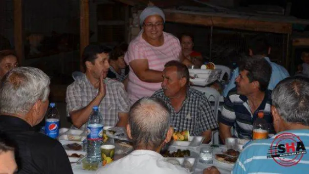 Hanımağa Gönül sofrası kurdu