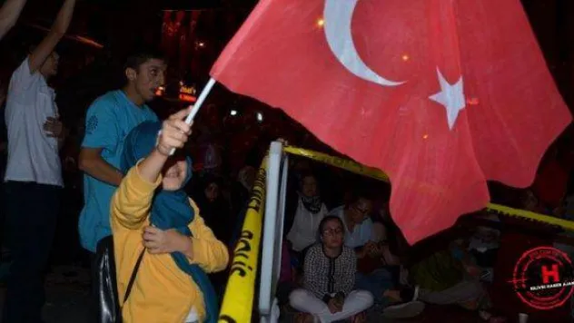 Silivri'de halkın demokrasi nöbeti devam ediyor