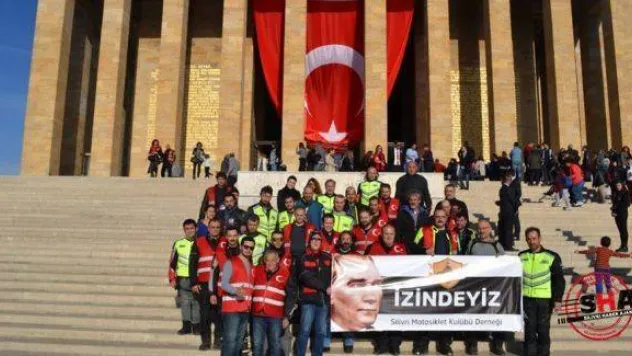 Motosiklet Kulübü Anıtkabir'deydi