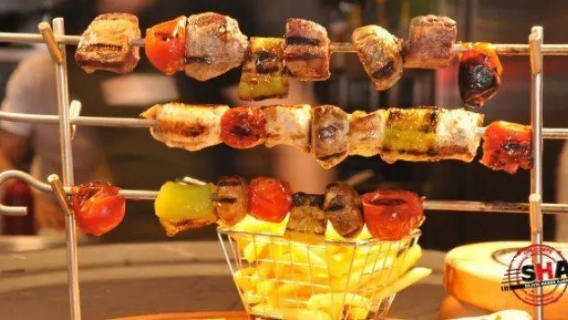 Moody's Cafe lezzetine lezzet kattı!