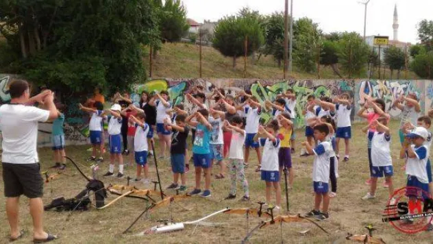 Yaz Spor Okulları Devam Ediyor