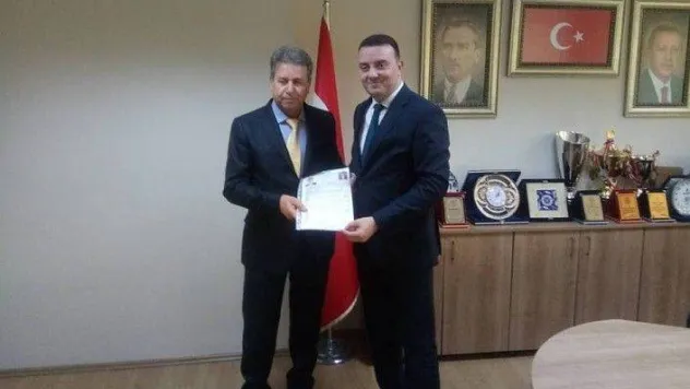 Tahir Sert aday adaylığı dosyasını teslim etti