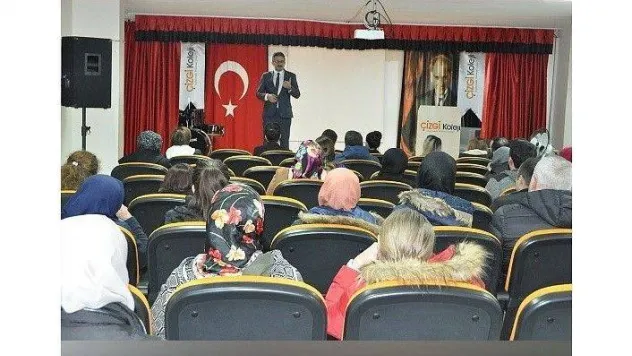 Çizgi Koleji Bursluluk Sınavı Yoğun Katılımla gerçekleşti