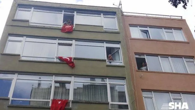 Beyoğlu'nda coşkulu 23 Nisan kutlaması