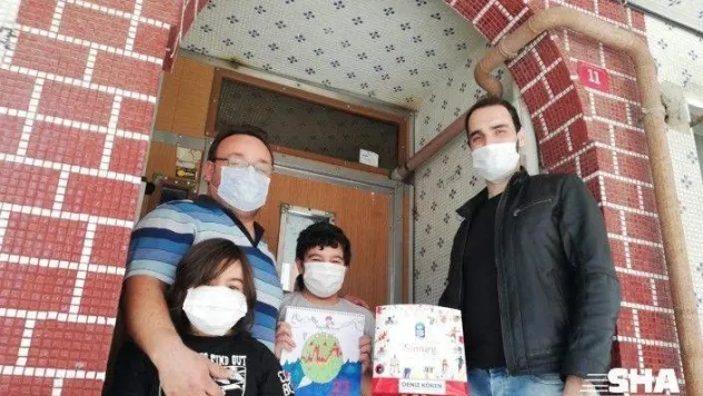 Resim yarışmasının kazananları ödüllerini aldı