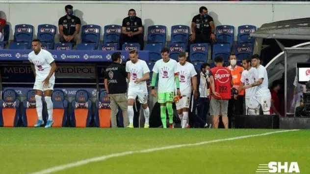 Süper Lig: Medipol Başakşehir: 0 - Kayserispor: 0 (Maç devam ediyor)