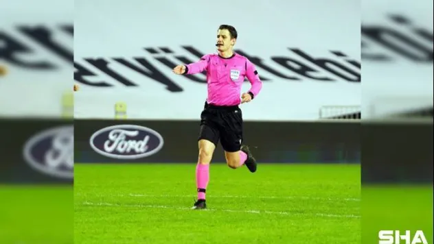 Fenerbahçe - Kayserispor maçının VAR'ı Halil Umut Meler
