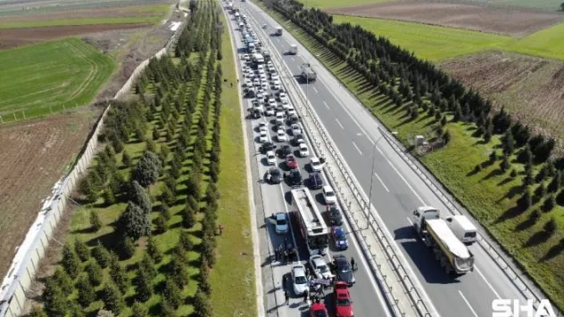 Mustafa Sarıgül'ün dev konvoyu havadan görüntülendi