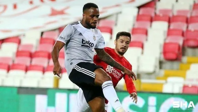 Beşiktaş'ta Larin, Kayserispor maçında yok