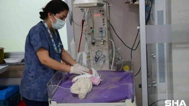 Çantada bulunan bebeğe devlet sahip çıktı