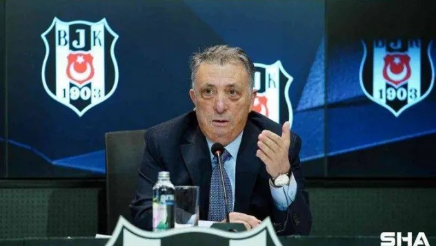 Beşiktaş Başkanı Ahmet Nur Çebi, mayıs ayında yapılacak başkanlık seçiminde aday olacağını açıkladı.