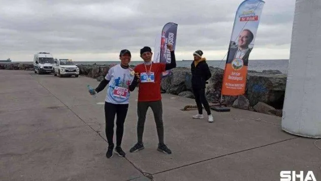 Avcılar'da 14 Şubat'a özel "Çiftler Koşusu" düzenlendi