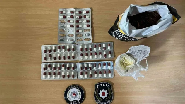 3 kişinin üstünde 71 sentetik ecza hap ele geçirildi