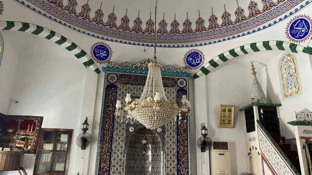 400 yıllık Sanki Yedim Cami hikayesiyle ders veriyor