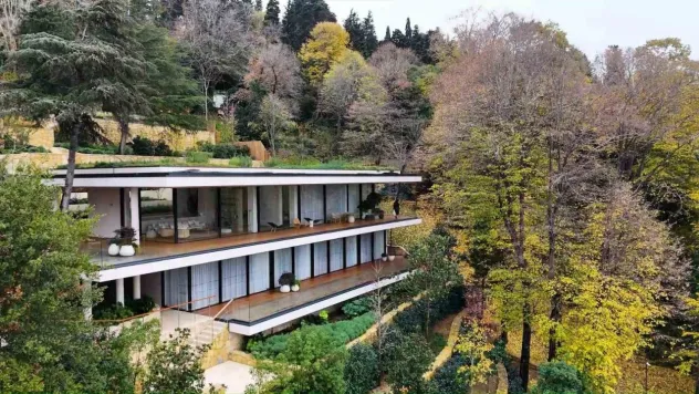 Adnan Oktar'ın eski villası Rus Oligark'ın restorasyonundan geçti: Son hali böyle görüntülendi