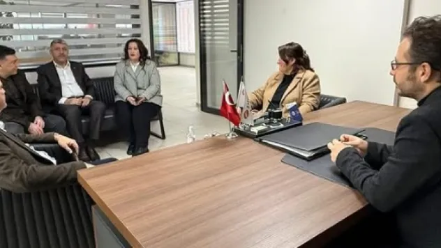 Ak Parti İlçe Başkanı Sami Barlas: Geleceğimizi Şekillendiren Tüm Öğretmenlerimizin Günü Kutlu Olsun