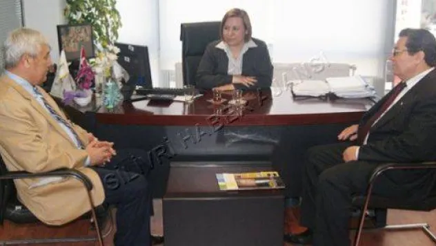 Ak Parti, SGK Ve Bankaları Ziyaret Etti