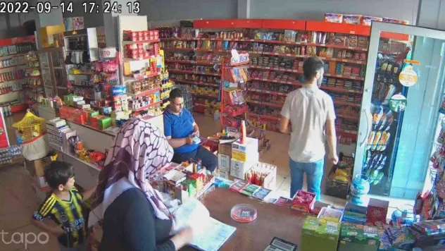 Akıl almaz dolandırıcılık hikayesi, o anlar kamerada