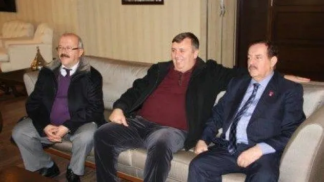 Alibeyspor belediyeyi ziyaret etti