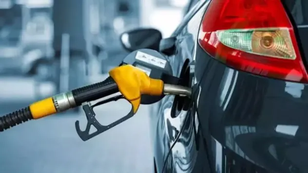 Altın ve petrol rekor kırdı, akaryakıta yeni zam kapıda