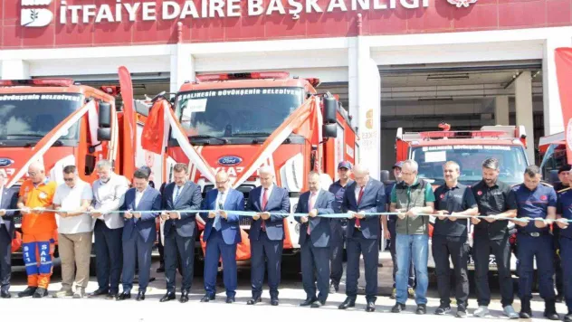 Araç filosunu genişleten Balıkesir itfaiyesi afet ve yangınlara hazır