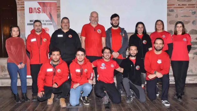 Arama kurtarma ekibinden sporculara afet eğitimi