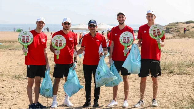 Aras Kargo ve TVF, kıyı temizliği etkinliği gerçekleştirdi