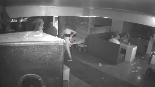 Avcılar'da eğlence mekanında kadın sevgilisini böyle bıçakladı