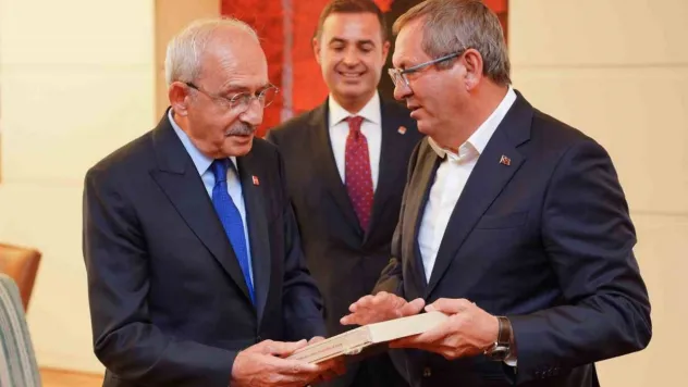 Ayvalık Belediye Başkanı'ndan CHP Lideri Kılıçdaroğlu'na sürpriz