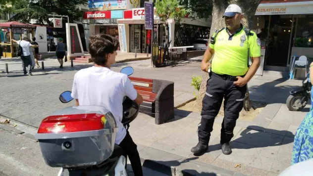 Bağdat Caddesi'nde kurallara uymayan elektrikli scooter sürücülerine ceza