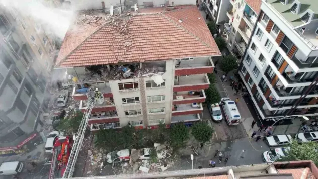 Bahçelievler'deki patlamaya ilişkin itfaiye raporu hazırlandı: Gaz bağlantı hortumu kasıtlı olarak kesilmiş