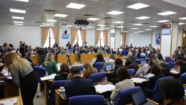 Bakan Göktaş: 'Sosyal medya kullanımına yönelik yaş sınırı düzenlemesi üzerinde titizlikle çalışıyoruz'