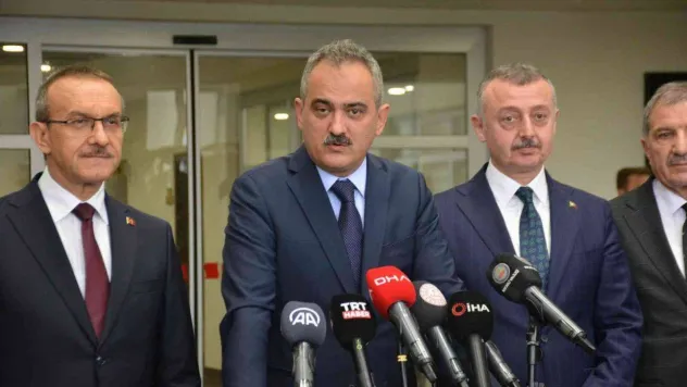 Bakan Özer: 'Yaklaşık 5,5 milyar TL'lik bütçeyi bugün itibariyle okullarımıza göndermiş bulunuyoruz'