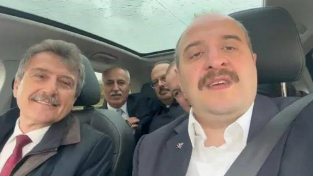 Bakan Varank ve başkanlar mesajı Togg'dan verdi