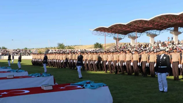 Bakan Yerlikaya: 'Emniyet, Jandarma ve Sahil Güvenlik gibi köklü kolluk teşkilatlarımız sayesinde iç huzurumuzu hamdolsun üst seviyede koruyoruz'