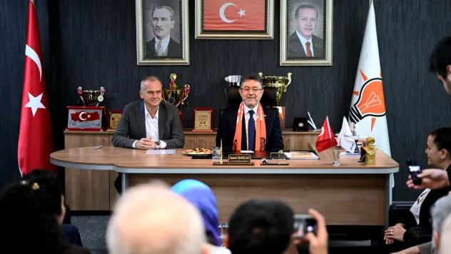 Bakan Yumaklı'dan AK Parti Silivri İlçe Başkanlığı'na Ziyaret