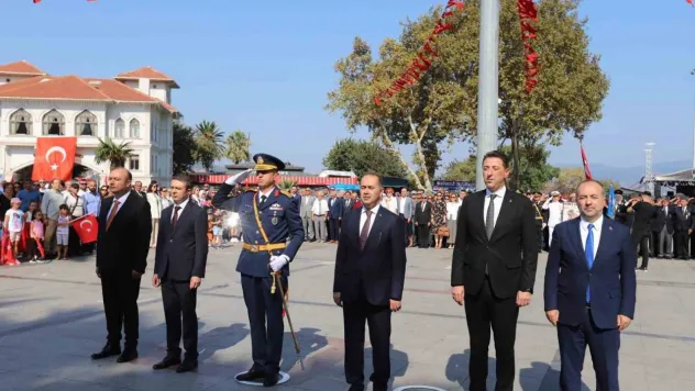 Bandırma'da 30 Ağustos Zaferi Bayramı çoşkuyla kutlandı