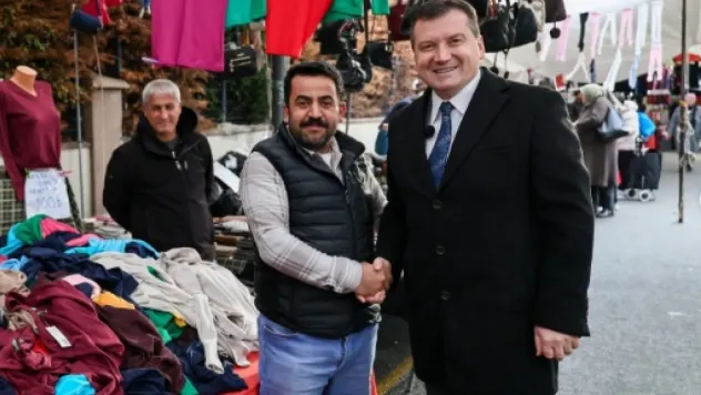 Başkan Balcıoğlu Silivri Semt Pazarı'nda Esnaf Ve Vatandaşla Buluştu