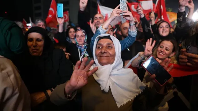 Başkan Talus: 'Bu zafer, eşi benzeri olmayan bir başarı olarak tarihe geçti'