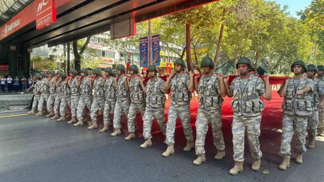 Başkentte 30 Ağustos Zafer Bayramı yürüyüşü