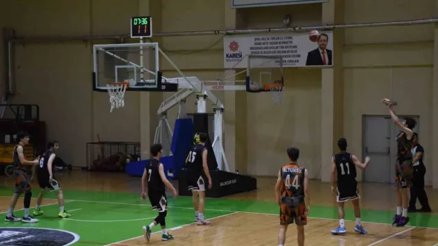 Basketbol 'de İnebey Anadolu Lisesi Balıkesir 2. oldu