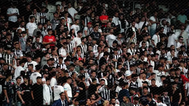 Beşiktaş Stadyumu'nda 'yönetim istifa' sesleri