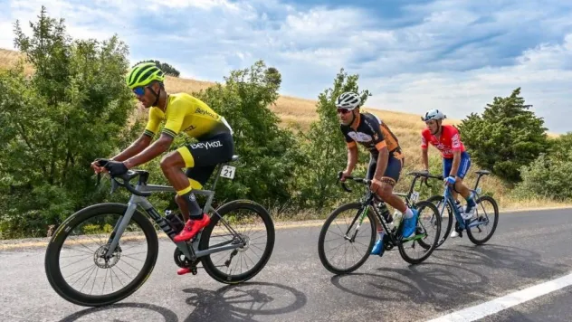 Beykoz Continental 'Cumhuriyet Bisiklet Turu'na damga vurdu
