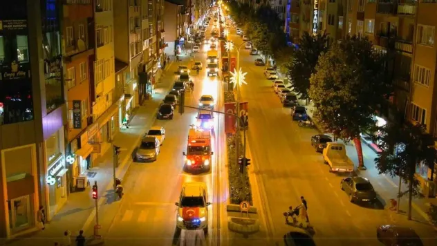 Bozüyük'te araç konvoyu ile coşkulu kurtuluş kutlaması