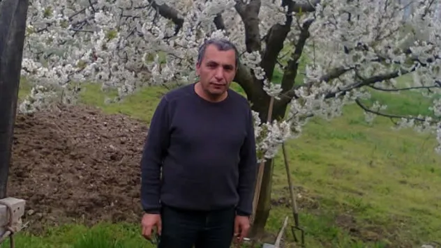 Budadığı ağaçtan düşen adam hayatını kaybetti