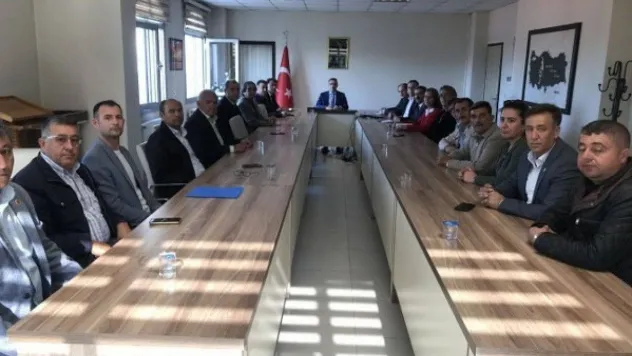 Burhaniye'de Mahalle Muhtarları toplantısı yapıldı