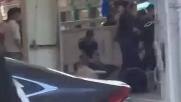 Bursa'da gençlerin meydan muharebesi kameralarda