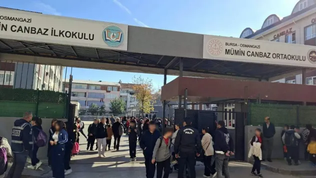 Bursa'da okul çevrelerinde çocuk ve gençlerin korunmasına yönelik denetim yapıldı