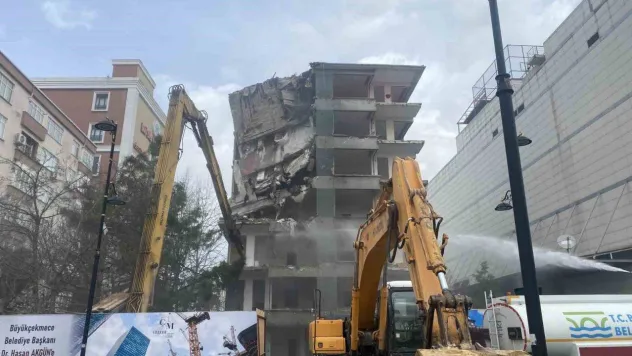 Büyükçekmece'de 46 yıllık binada kentsel dönüşüm çalışması