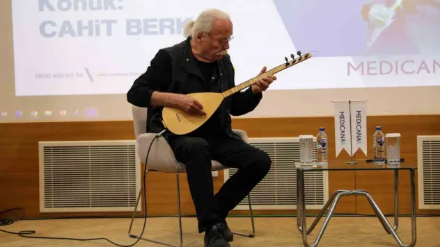 Cahit Berkay'dan nostalji , müzik ve ilham dolu bir buluşma